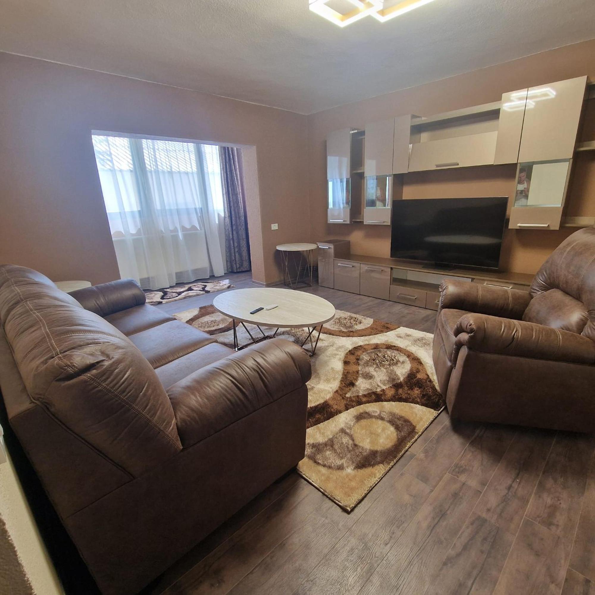 Apartament Iulius 3 Manastire Árgyasudvarhely Kültér fotó